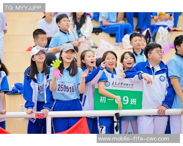 自由足球埃迪的梦想之旅与青春热血的追逐故事 自由足球埃迪的梦想之旅与青春热血的追逐故事