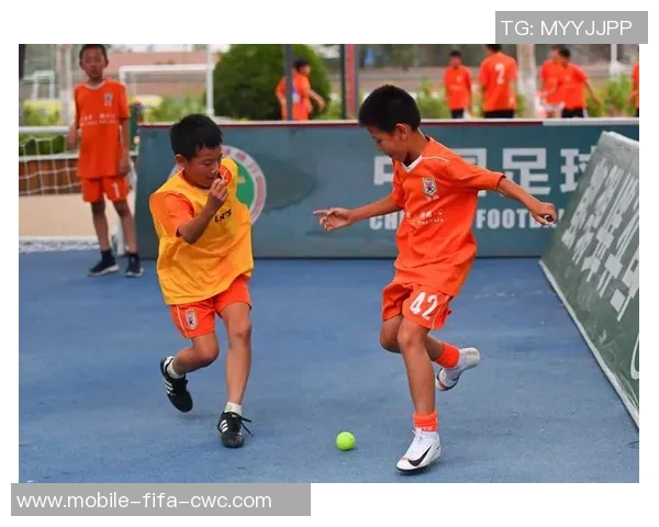 街头足球基础技巧全面解析与实用训练方法指导 街头足球基础技巧全面解析与实用训练方法指导