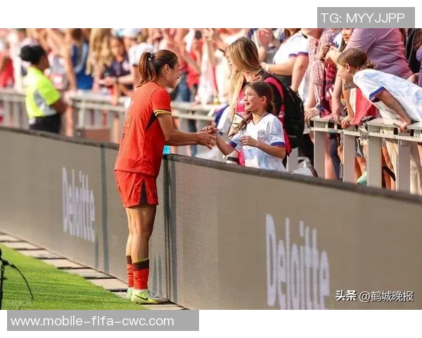 足球场上的意外瞬间解析那些离门仅一步之遥的精彩射门与失误