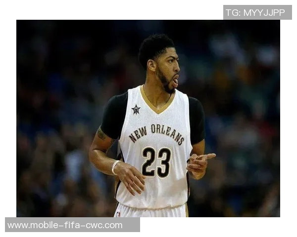 锋芒毕露的前锋：在绿茵场上追逐梦想与荣耀的勇士